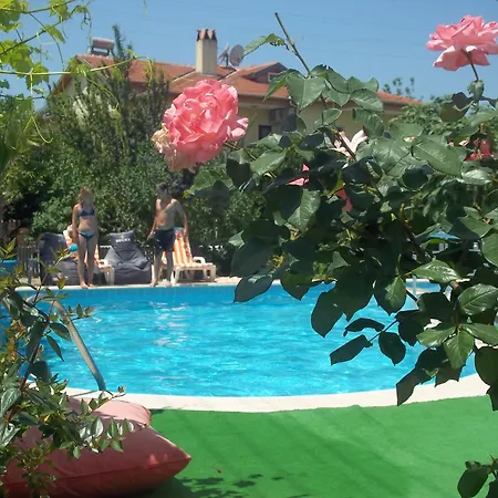 Apartmanhotel Yakut 3*